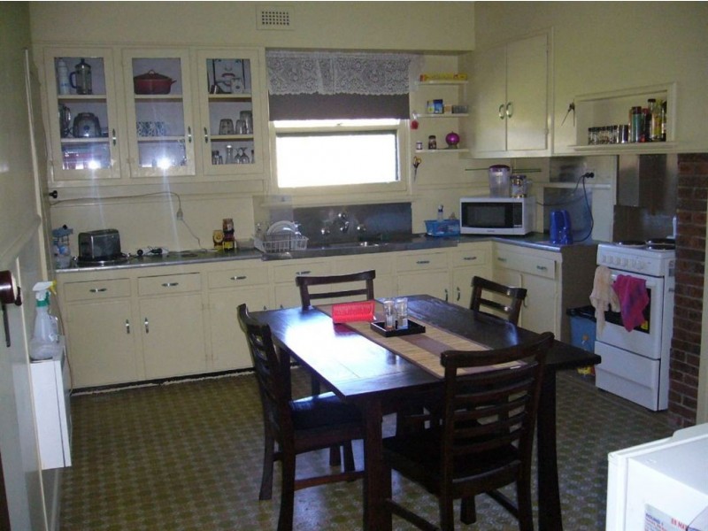 16 Gardiner Street, Creswick VIC 3363