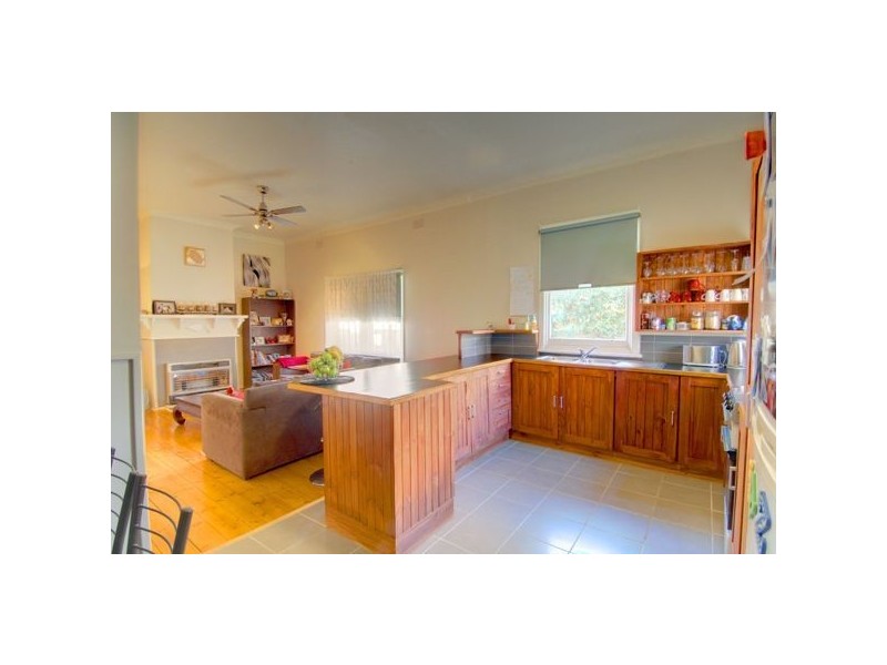 a/805 Doveton Street, Ballarat VIC 3350