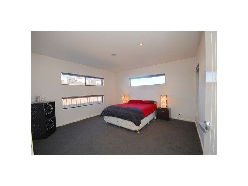 10 Rundell Place, Alfredton VIC 3350