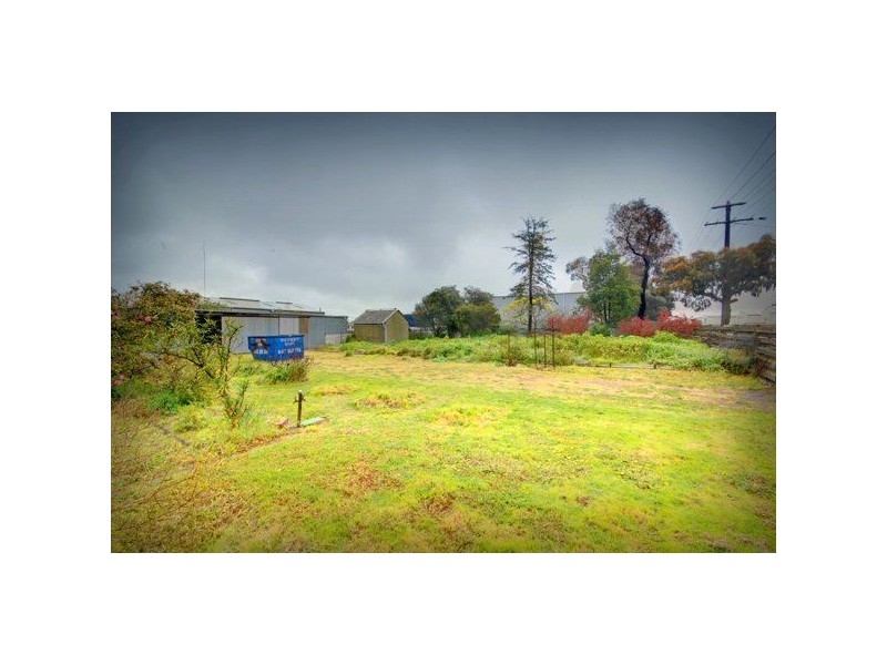 100 Whitelaw Avenue, Delacombe VIC 3356