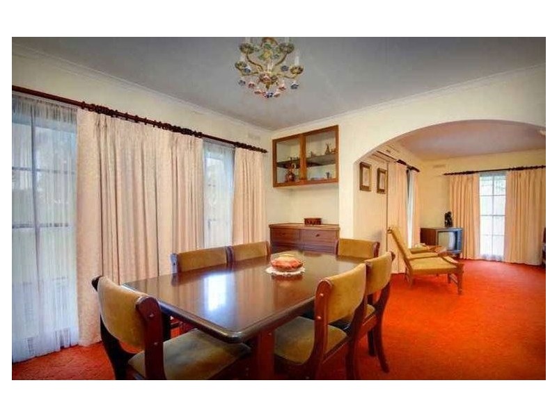 100 Whitelaw Avenue, Delacombe VIC 3356