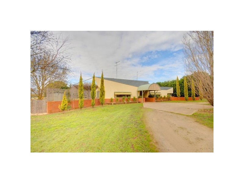 30 Clarendon Lal Lal Road, Clarendon VIC 3352