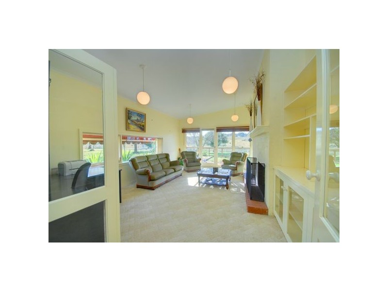 30 Clarendon Lal Lal Road, Clarendon VIC 3352