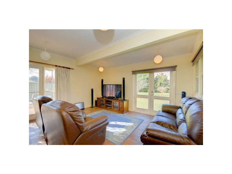 30 Clarendon Lal Lal Road, Clarendon VIC 3352