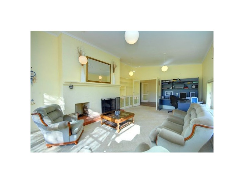 30 Clarendon Lal Lal Road, Clarendon VIC 3352