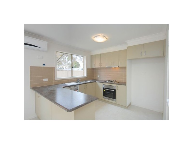 1/274 Albert Street, Sebastopol VIC 3356