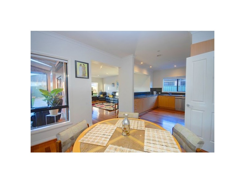 30 St Chester Avenue, Ballarat VIC 3350