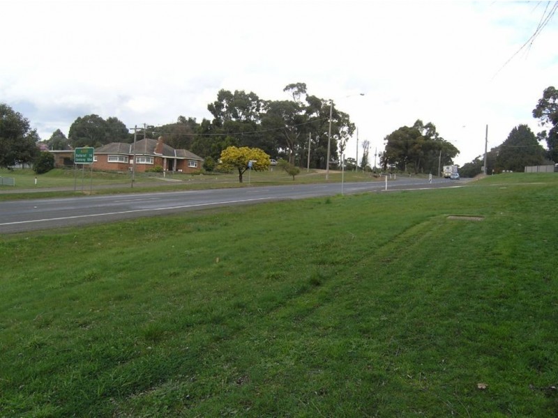 135a Ballarat Rd, Creswick VIC 3363