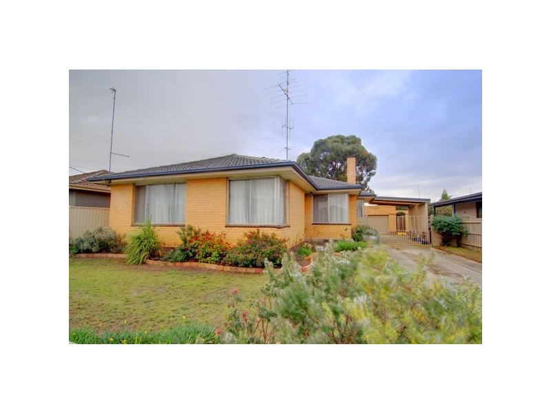 3 Mauger Street, Wendouree VIC 3355