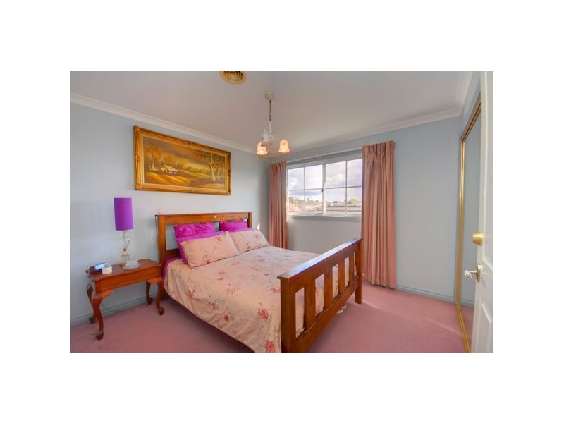 2 Begonia Court, Delacombe VIC 3356