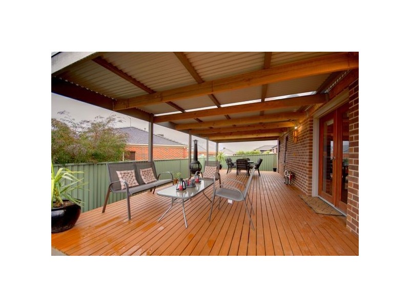 3 McKellar Drive, Miners Rest VIC 3352