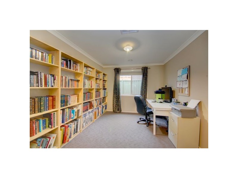 3 McKellar Drive, Miners Rest VIC 3352