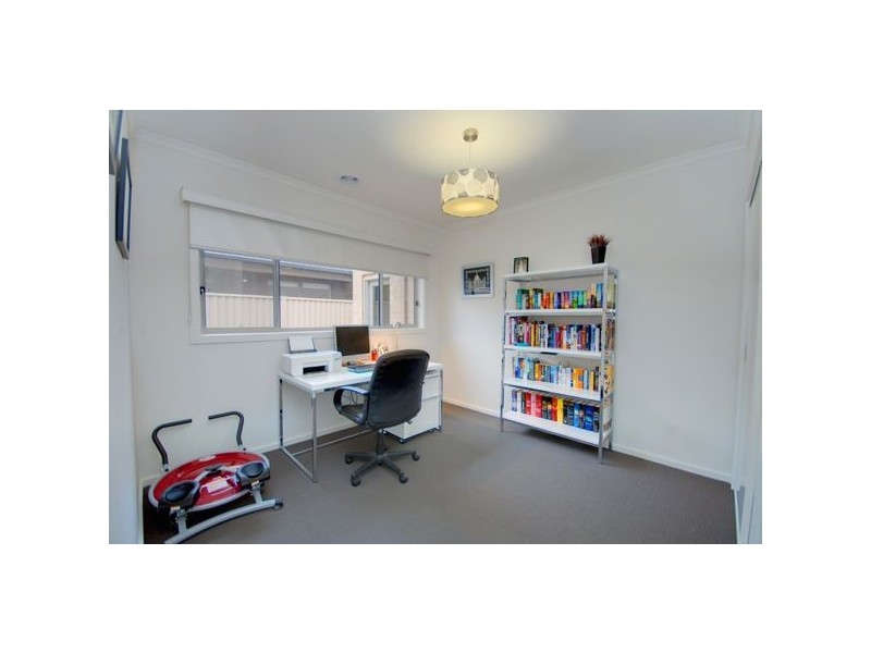 7 Chase Boulevard, Alfredton VIC 3350