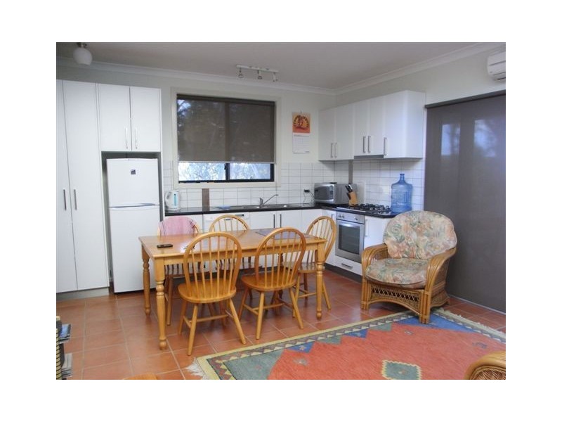 89 Hennessy Street, Port Campbell VIC 3269