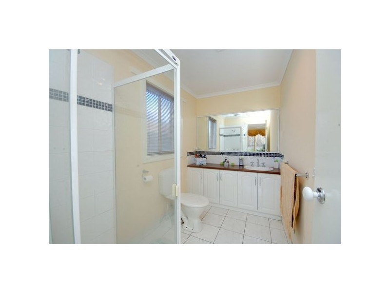 11 Clifton Street, Delacombe VIC 3356