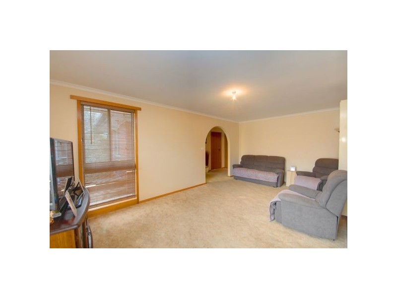 11 Kowree Crescent, Redan VIC 3350