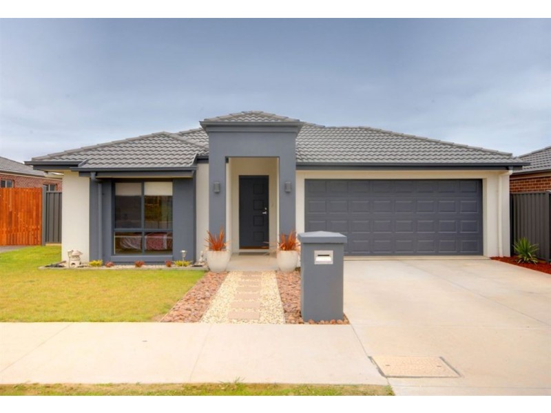 21 Brahman Drive, Delacombe VIC 3356