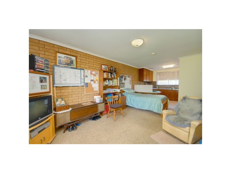 1-5/2 Evelyn Street, Wendouree VIC 3355