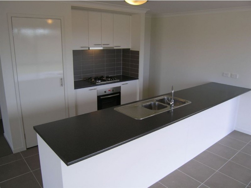 16 Oberon Street, Alfredton VIC 3350