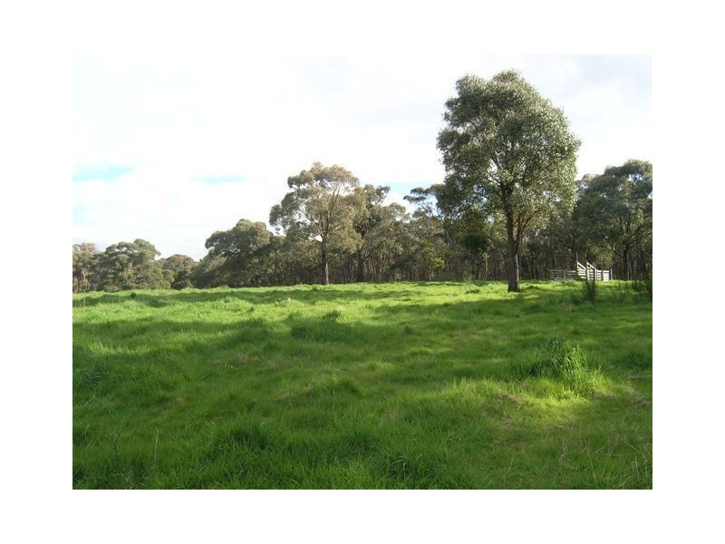 Lot 5 De Regt Drive, Creswick VIC 3363