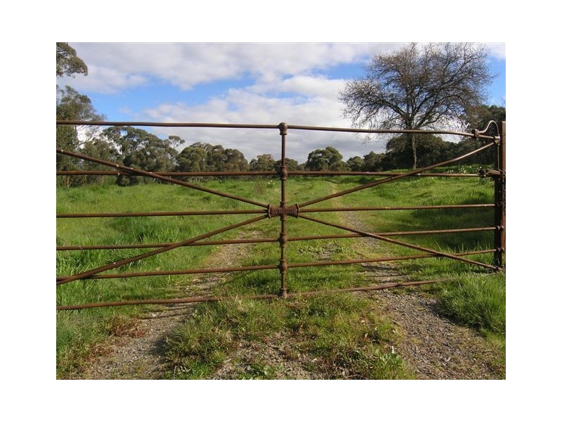 Lot 5 De Regt Drive, Creswick VIC 3363