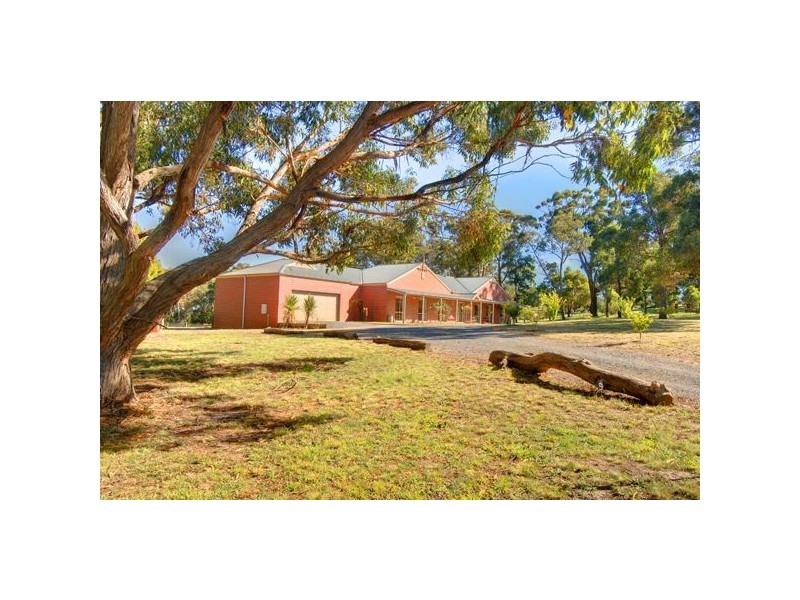 407 Swinglers Road, Invermay VIC 3352