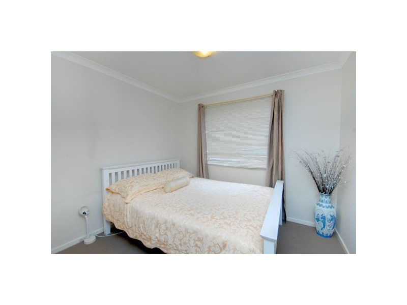 17 Macquarie Close, Delacombe VIC 3356