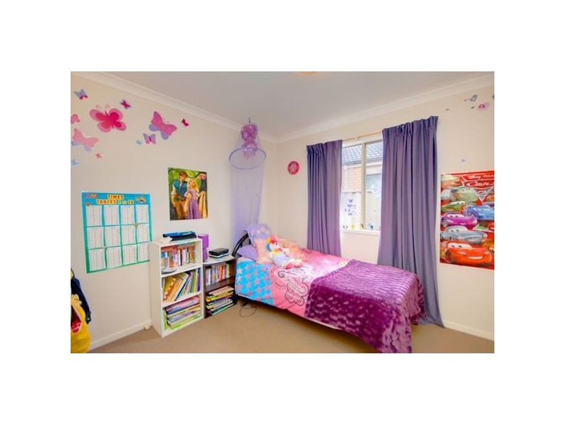 17 Macquarie Close, Delacombe VIC 3356