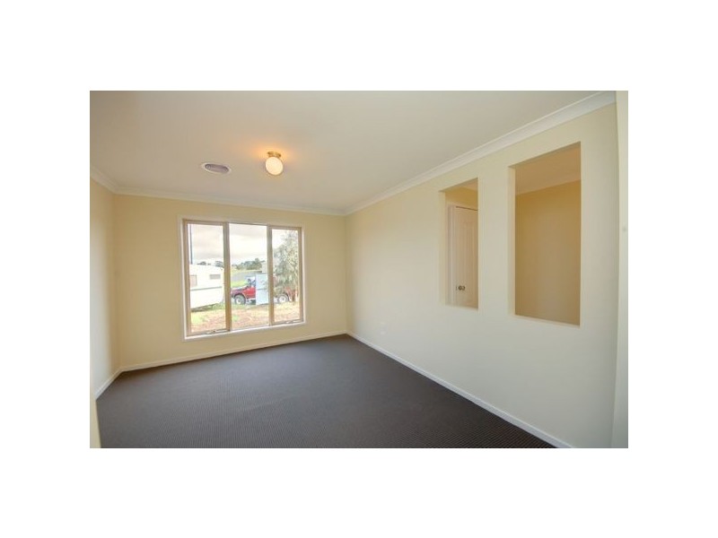 6 Romilly Close, Delacombe VIC 3356