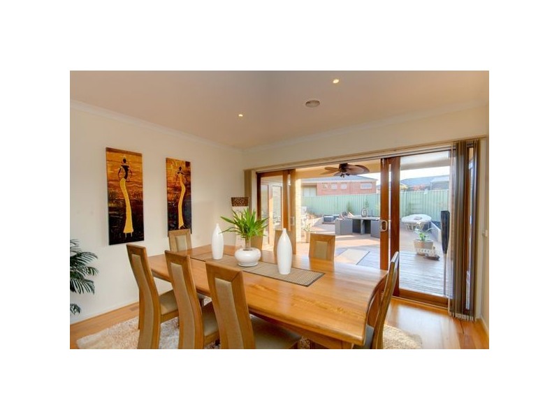 16 Waterford Drive, Macarthur Park, Miners Rest VIC 3352