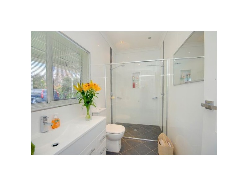 33 Grammer Street, Wendouree VIC 3355