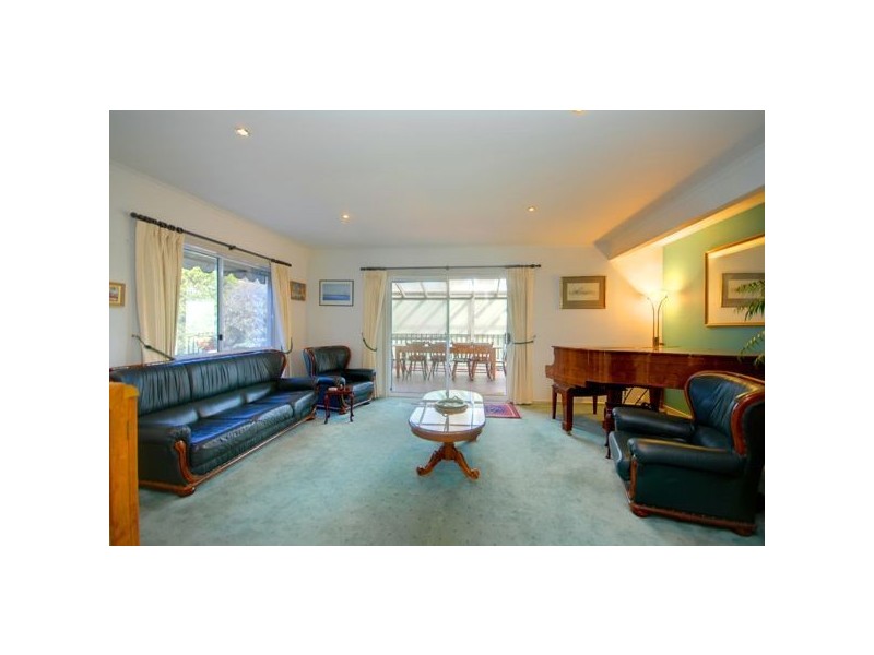 15 Foley Crescent, Ballarat VIC 3350