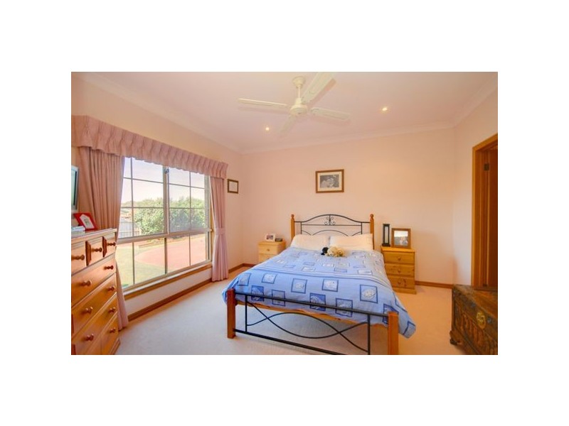 16 Jack Court, Alfredton VIC 3350