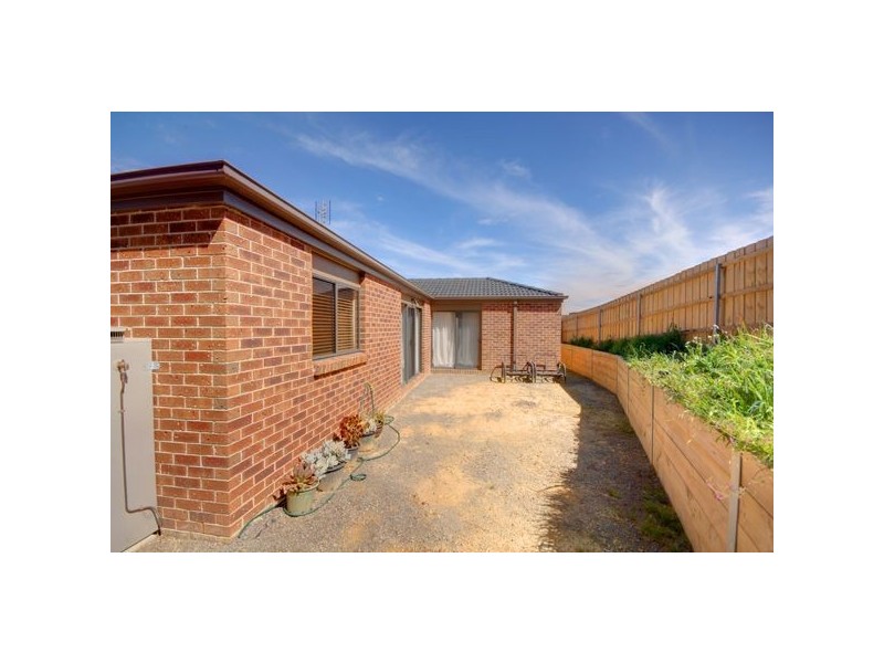 2 Lees Street, Creswick VIC 3363