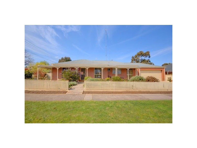 201 Warrenheip Street, Buninyong VIC 3357