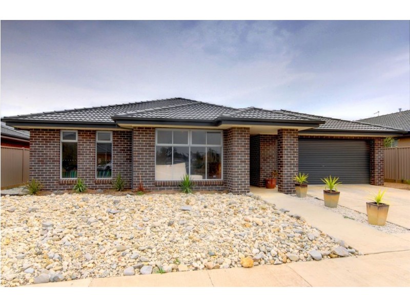 32 Clovedale Avenue, Alfredton VIC 3350