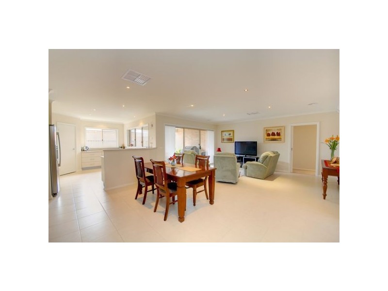 59 Lawrie Drive, Alfredton VIC 3350