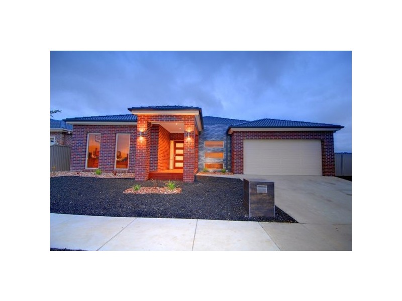 28 Cuzens Road, Alfredton VIC 3350