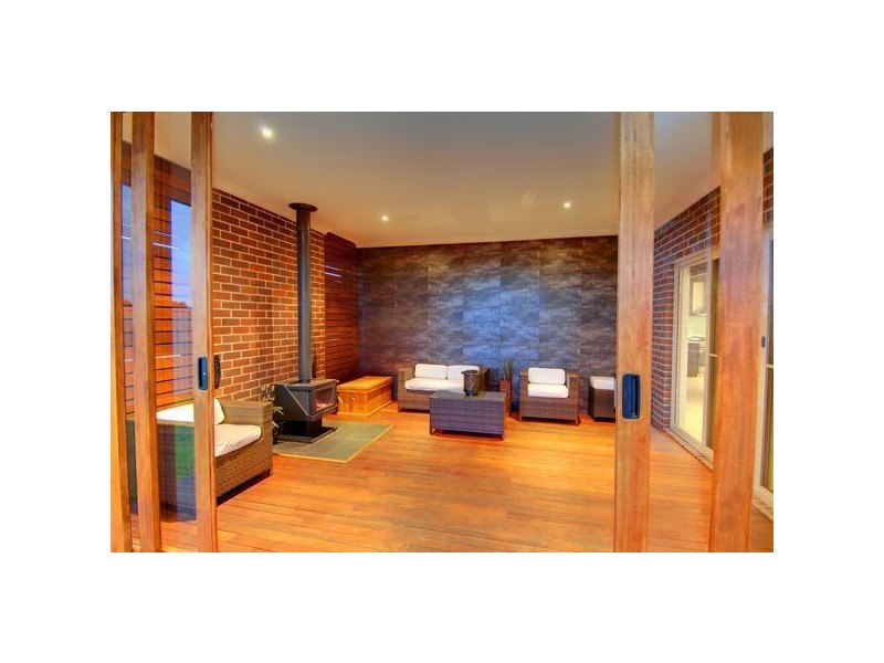 28 Cuzens Road, Alfredton VIC 3350