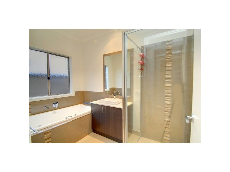 28 Cuzens Road, Alfredton VIC 3350