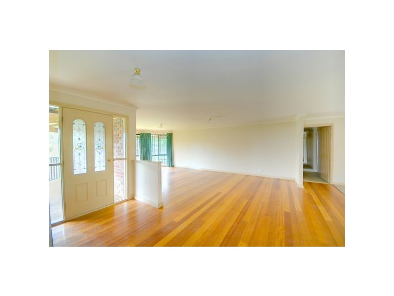 26 King St, Creswick VIC 3363