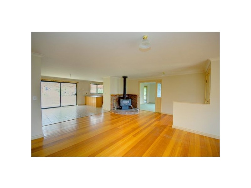 26 King St, Creswick VIC 3363