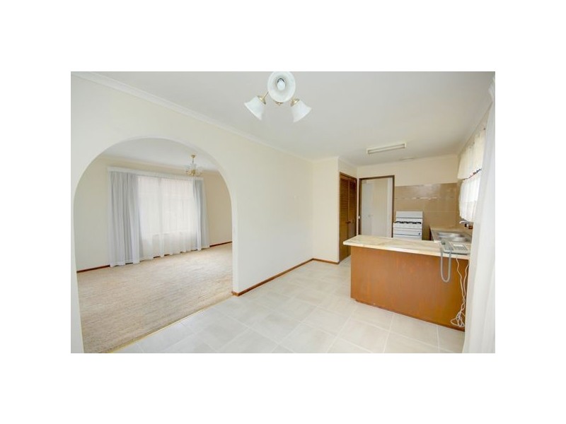 242 Learmonth Road, Wendouree VIC 3355