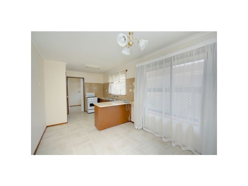 242 Learmonth Road, Wendouree VIC 3355