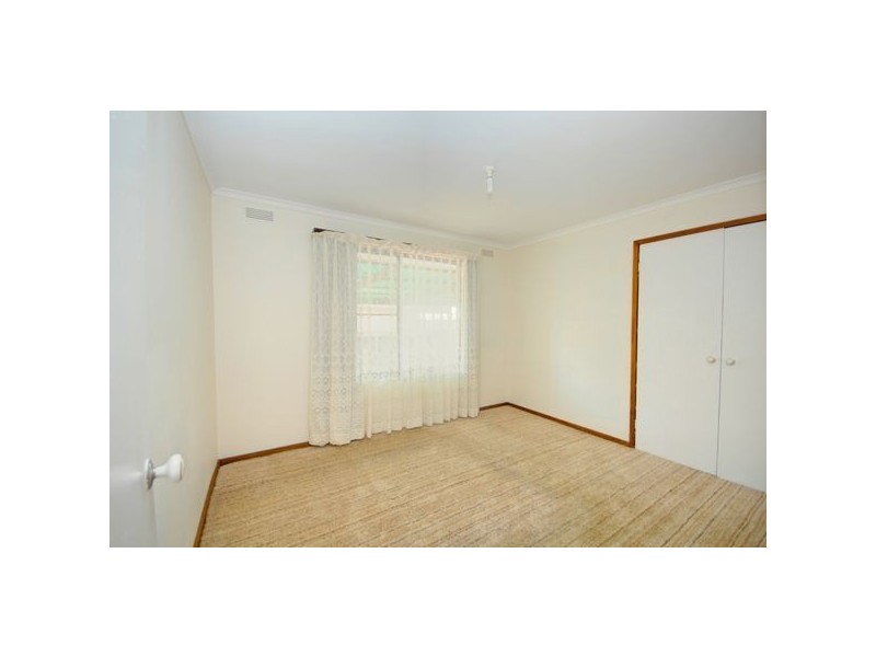 242 Learmonth Road, Wendouree VIC 3355