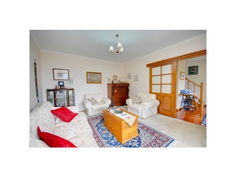 8 Fernbanks Court, Ballarat VIC 3350