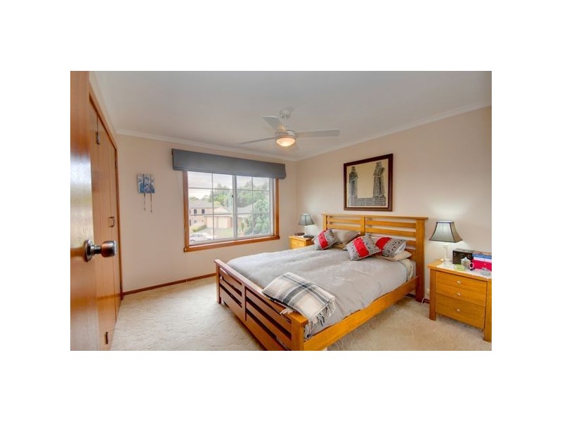 8 Fernbanks Court, Ballarat VIC 3350