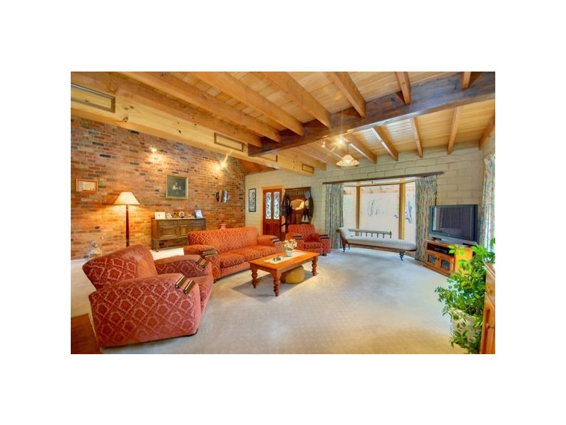 105 Nintingbool Road, Ballarat VIC 3350