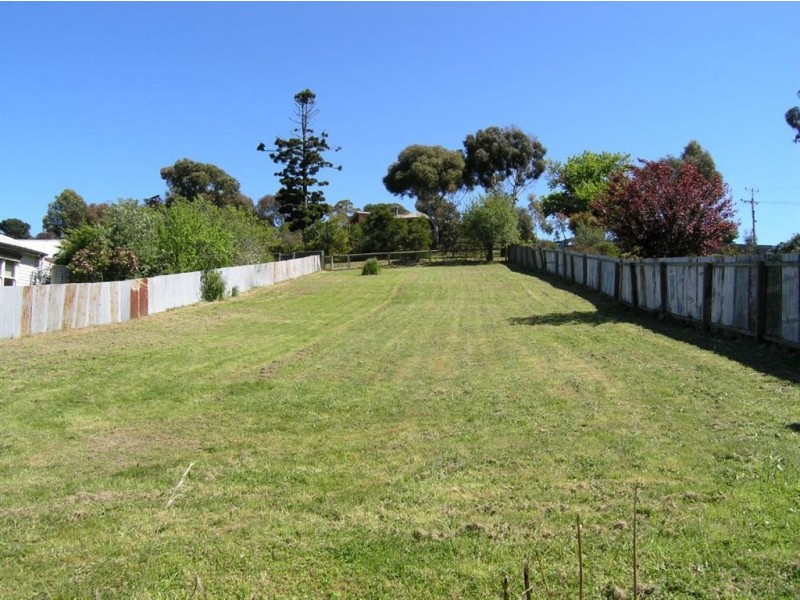 15 Melbourne Road, Creswick VIC 3363