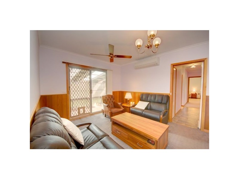 30 Rozel Avenue, Wendouree VIC 3355